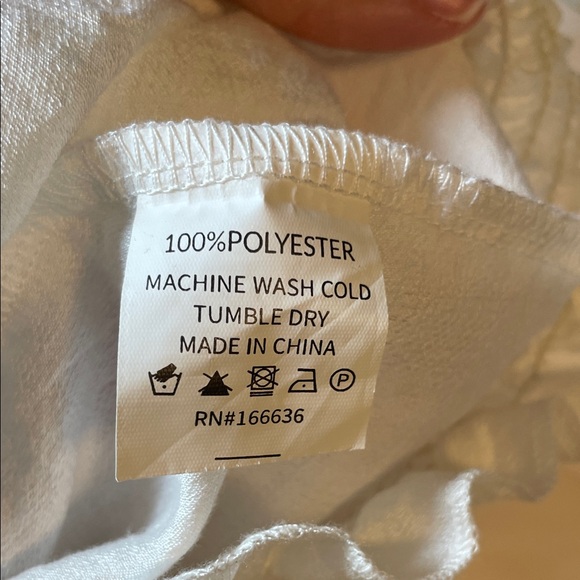 Kindred (Anthropologie) Floral Embroidered Blouse Size Medium - Picture 8 of 8